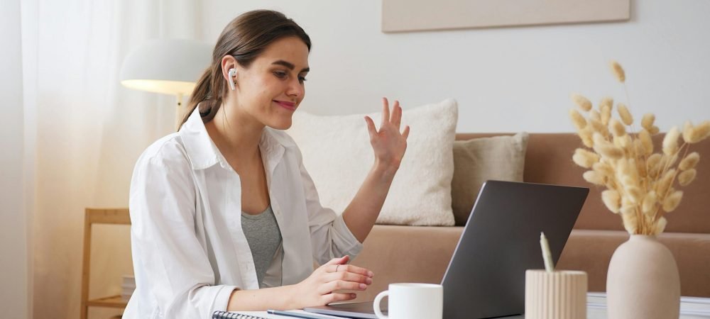 wireless earbuds for workouts and calls